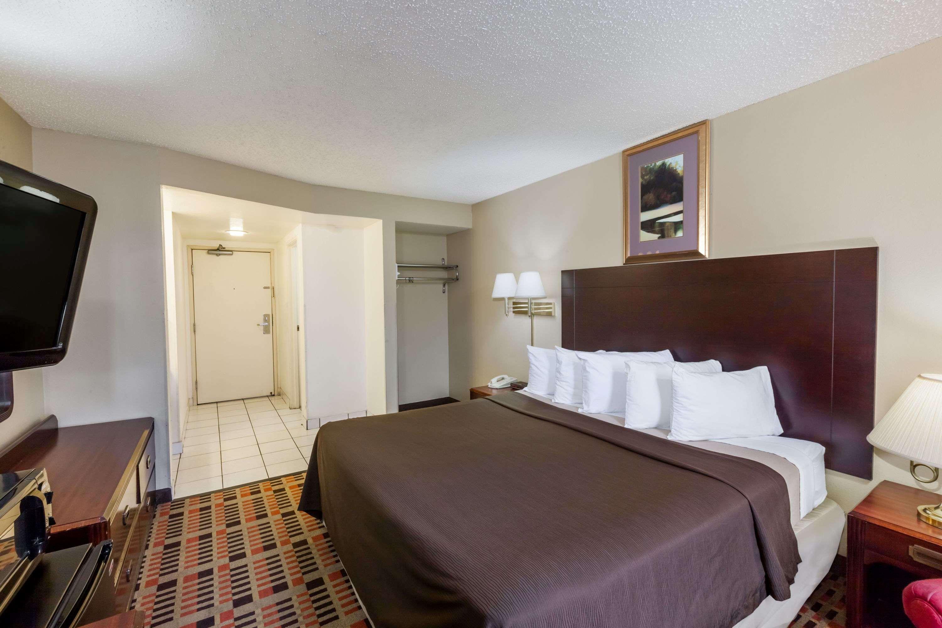 Hotel Days By Wyndham East Amarillo